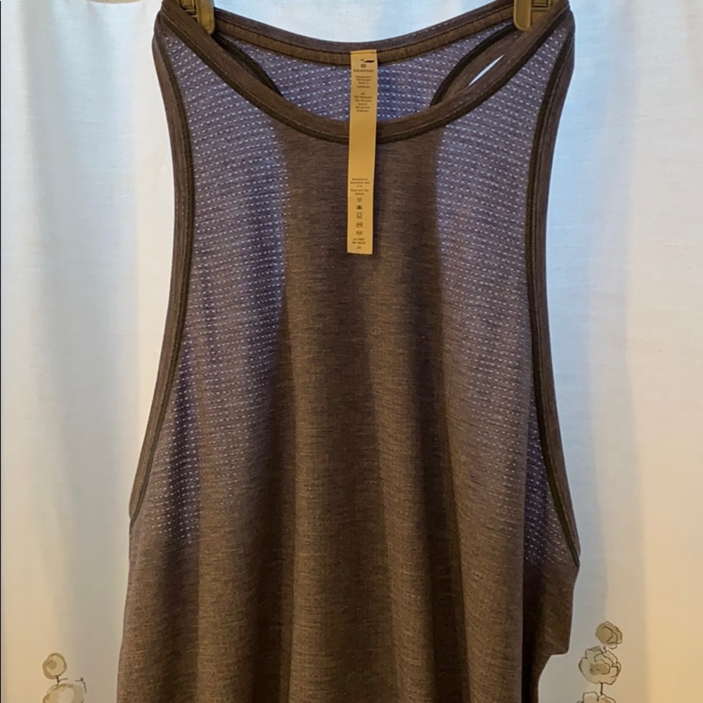 Lululemon 🍋- Plank to Pike Tank